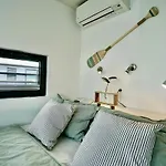 Apartment Exclusives Hausboot, 2 Xschlafzimmer, Küche, 1xbad, 1xgäste Wc, Parkplatz, Sonnenterrasse Boltenhagen
